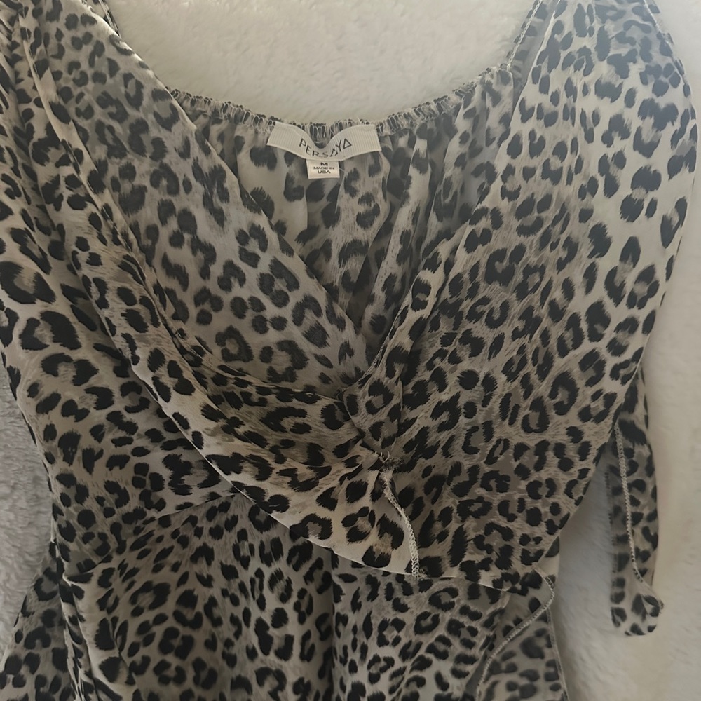 New top Sz medium